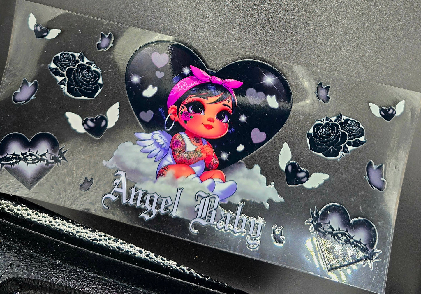 Rebel Bloom: Alternative Girls and Flowers Sparkly Tumbler